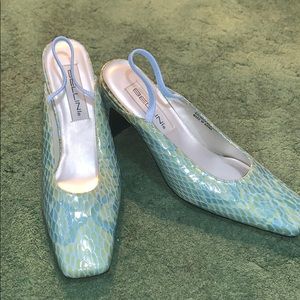 New pair of high heel shoes size women’s 10